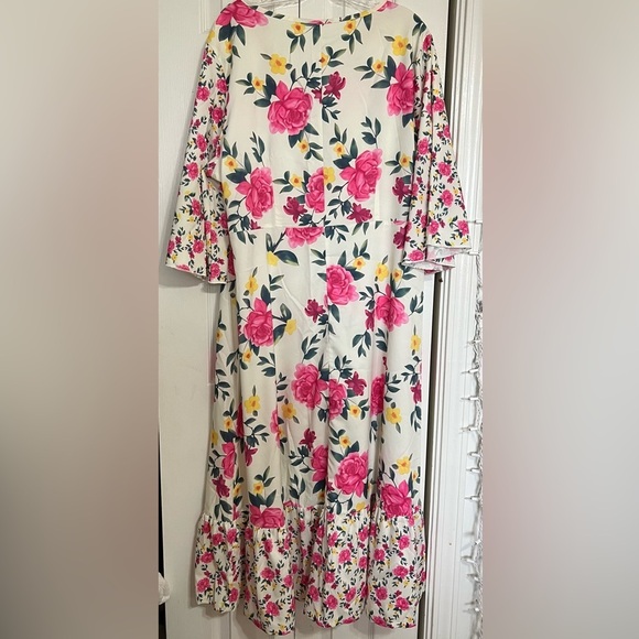 Ladies Women’s Floral Dress - Picture 2 of 6
